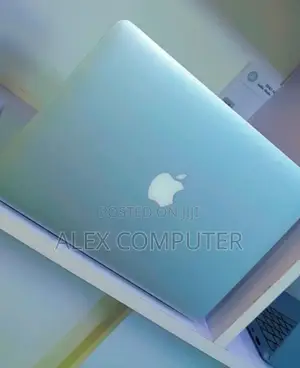 New Laptop Apple MacBook Air 2017 8GB Intel Core I5 SSD 128GB