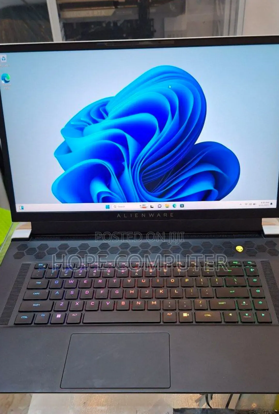 New Laptop Alienware M17x R2 32GB Intel Core I7 SSD 1T