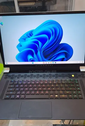 New Laptop Alienware M17x R2 32GB Intel Core I7 SSD 1T