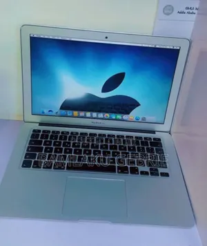 New Laptop Apple MacBook Air 2017 8GB Intel Core I5 SSD 128GB