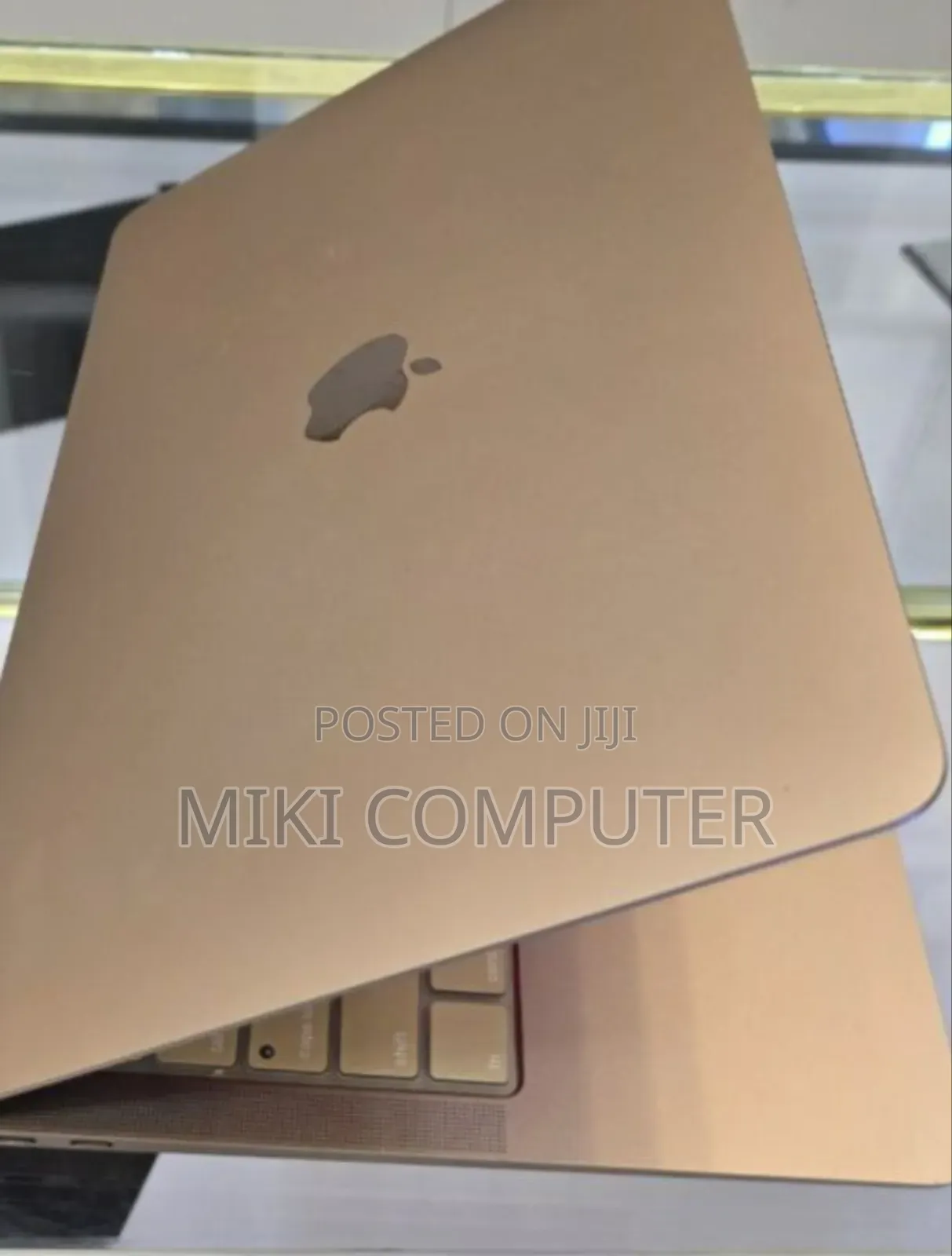 New Laptop Apple MacBook Air 2020 M1 8GB Intel SSD 256GB