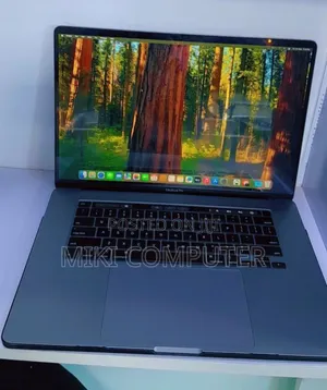 New Laptop Apple MacBook Pro 2019 16GB Intel Core I9 SSD 512GB