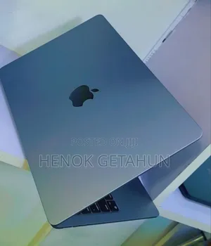 New Laptop Apple MacBook Air 2022 M2 16GB Apple M2 SSD 256GB