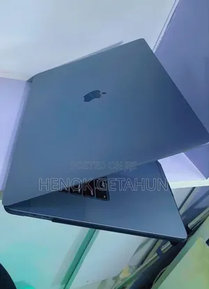 New Laptop Apple MacBook Pro 2019 16GB Intel Core I9 SSD 512GB