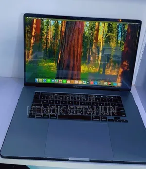 New Laptop Apple MacBook Pro 2019 16GB Intel Core I9 SSD 512GB