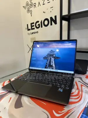 Photo - New Laptop HP Spectre 14 16GB Intel Core I7 SSD 1T