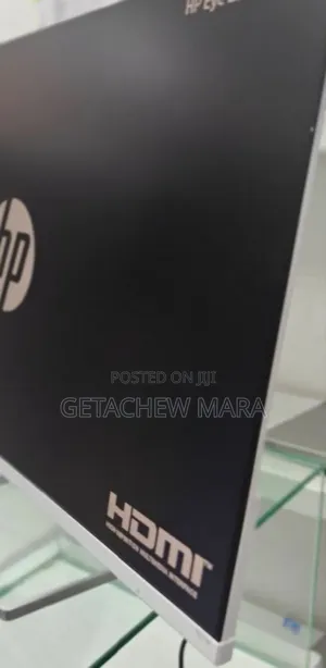 New Laptop HP Pavilion 15 8GB Intel Core I5 SSD 1T