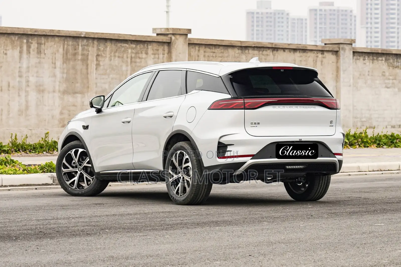 New BYD Tang DM-i 2025 White