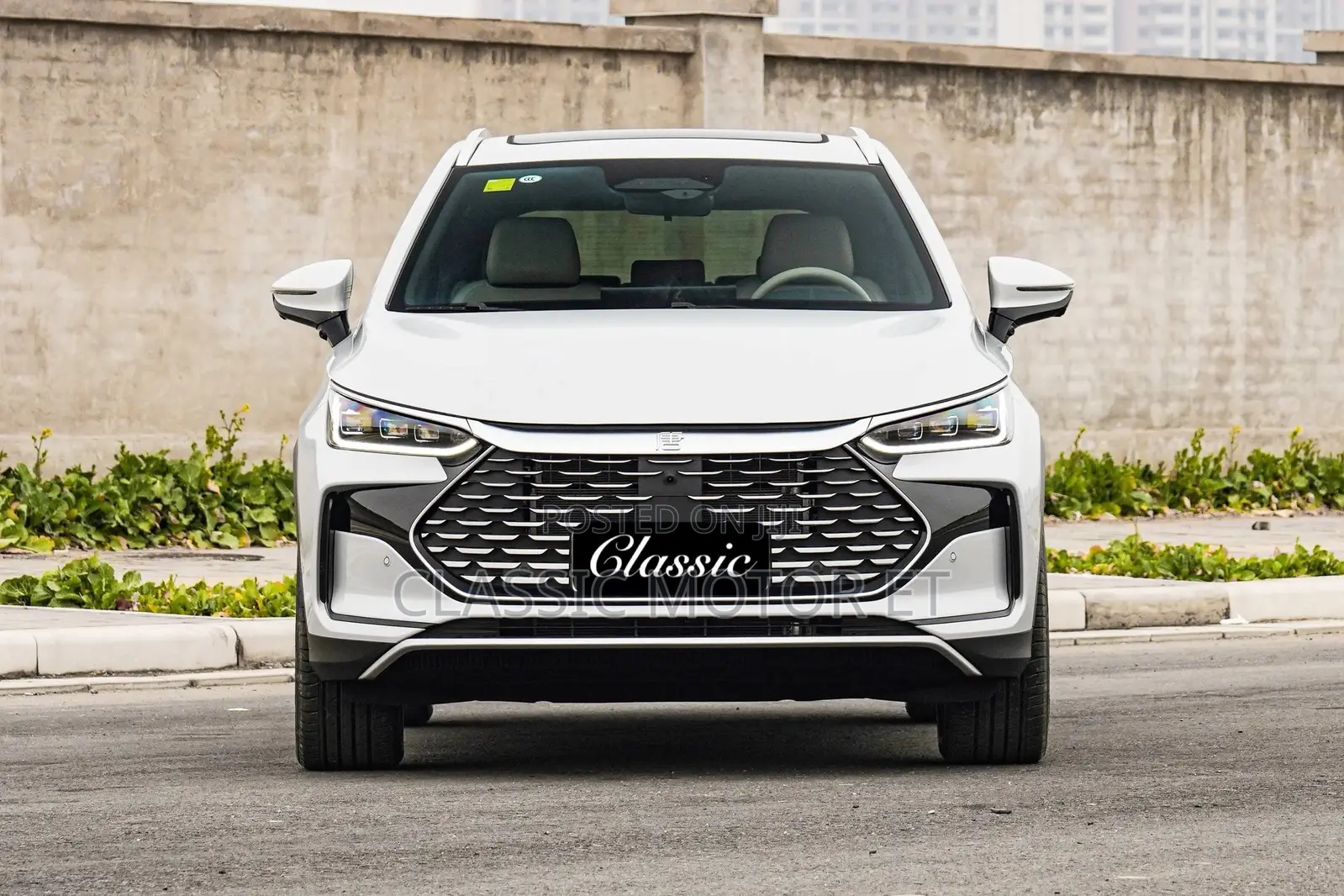 New BYD Tang DM-i 2025 White