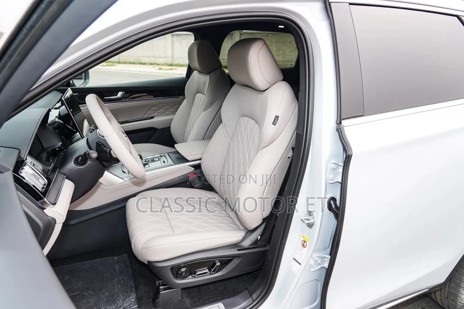 New BYD Tang DM-i 2025 White