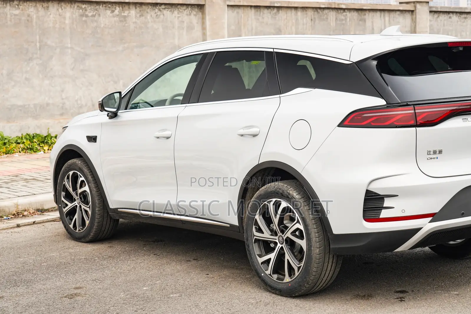 New BYD Tang DM-i 2025 White