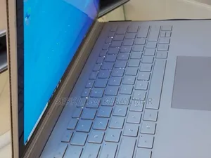 Photo - New Laptop Microsoft Surface 8GB Intel Core i5 SSD 256GB