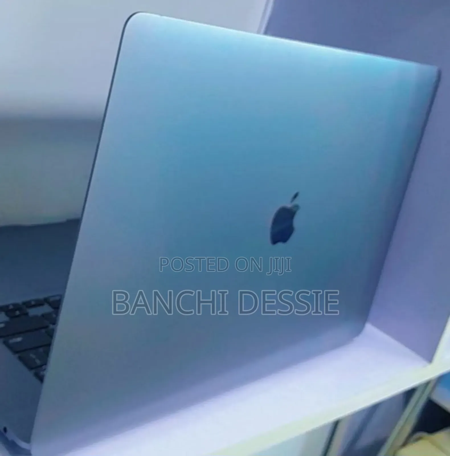 New Laptop Apple MacBook Pro 2019 16GB Intel Core i9 SSD 512GB