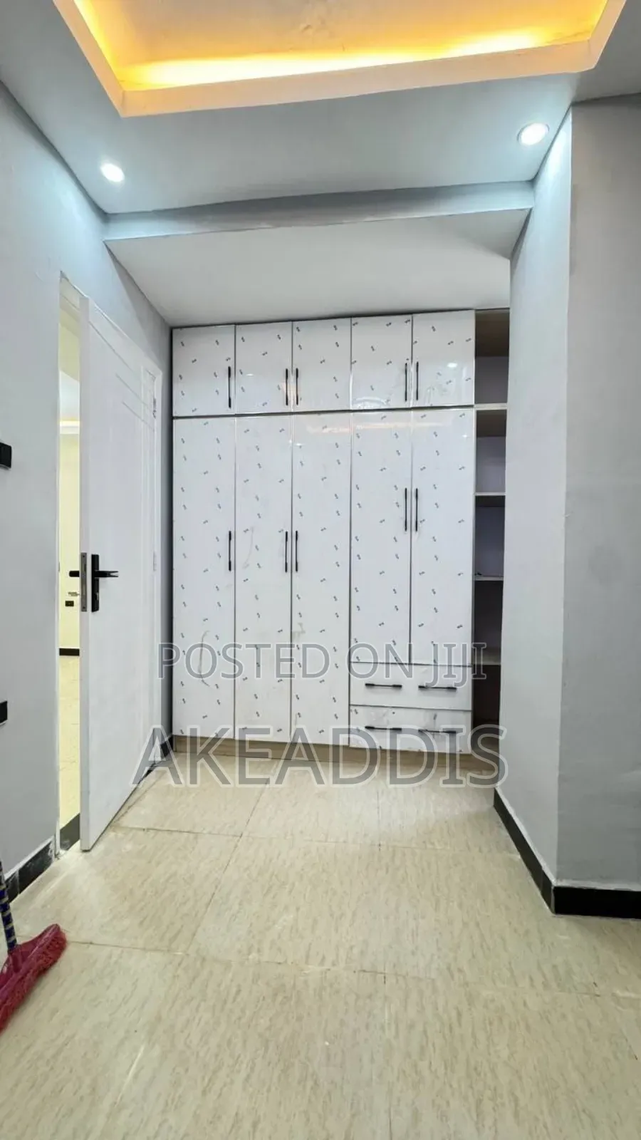 Furnished 2bdrm Condo in Bole Ayat for sale