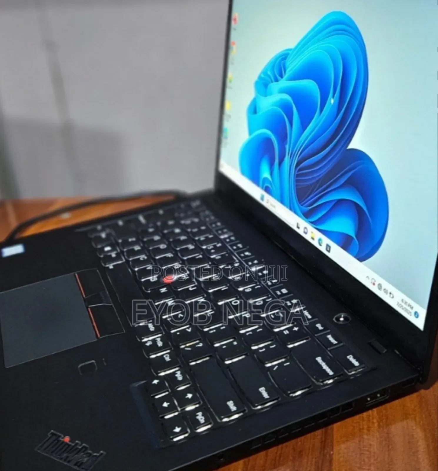 New Laptop Lenovo ThinkPad X1 Carbon 8GB Intel Core i5 SSD 512GB