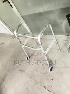 Photo - Walker襖我medical Walker作用walker Medical匲你walker怞你walker New