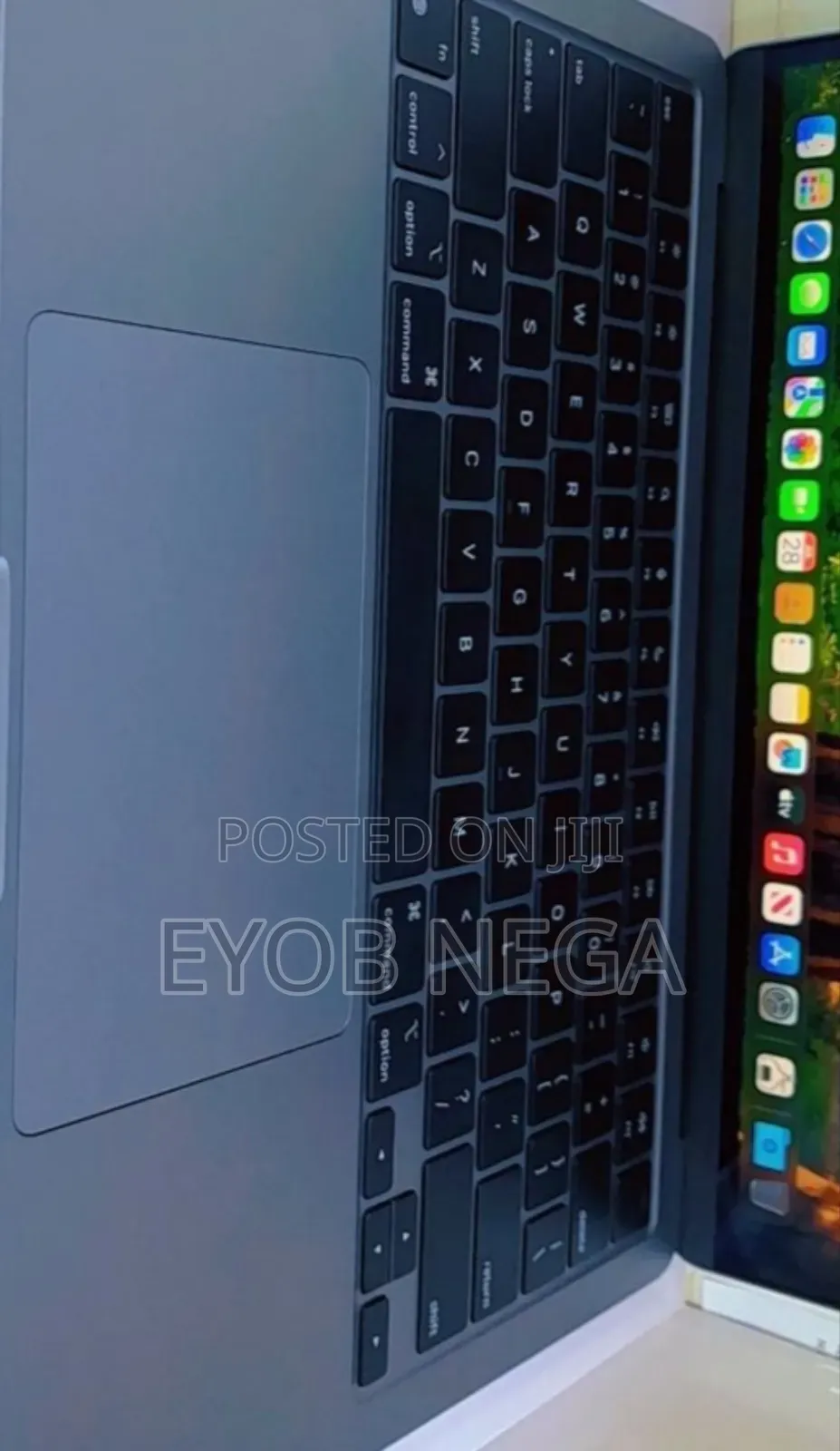 New Laptop Apple MacBook Air 2022 M2 16GB Apple M2 SSD 256GB