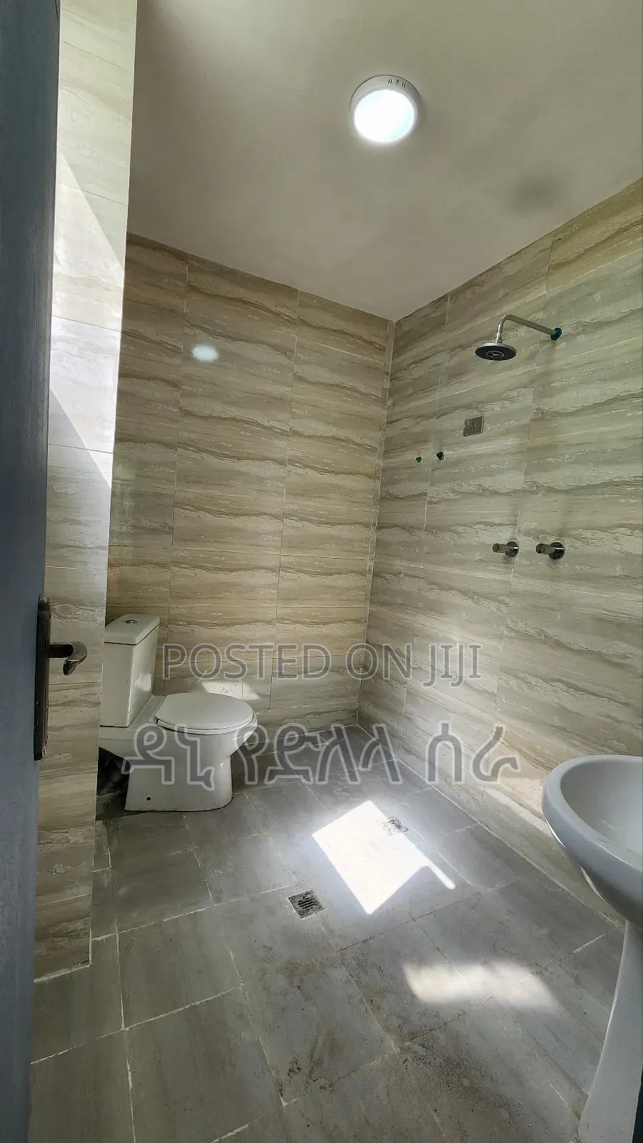 Furnished 3bdrm Condo in አዲስ አበበ, Bole for sale