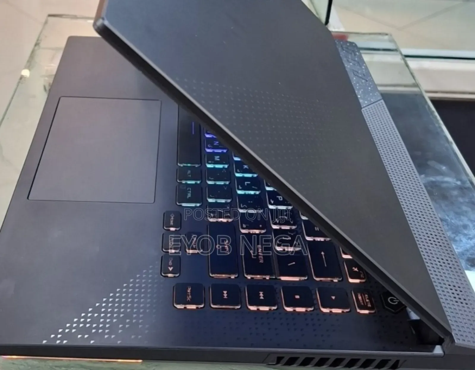 New Laptop Asus ROG Strix G15 16GB AMD Ryzen 7 SSD 1T