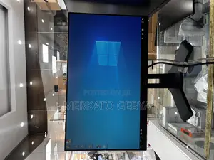 Photo - Dell 24 Inch