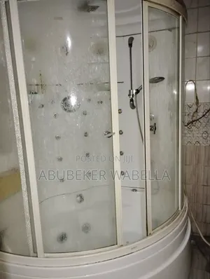 Photo - Jacuzzi and Steam