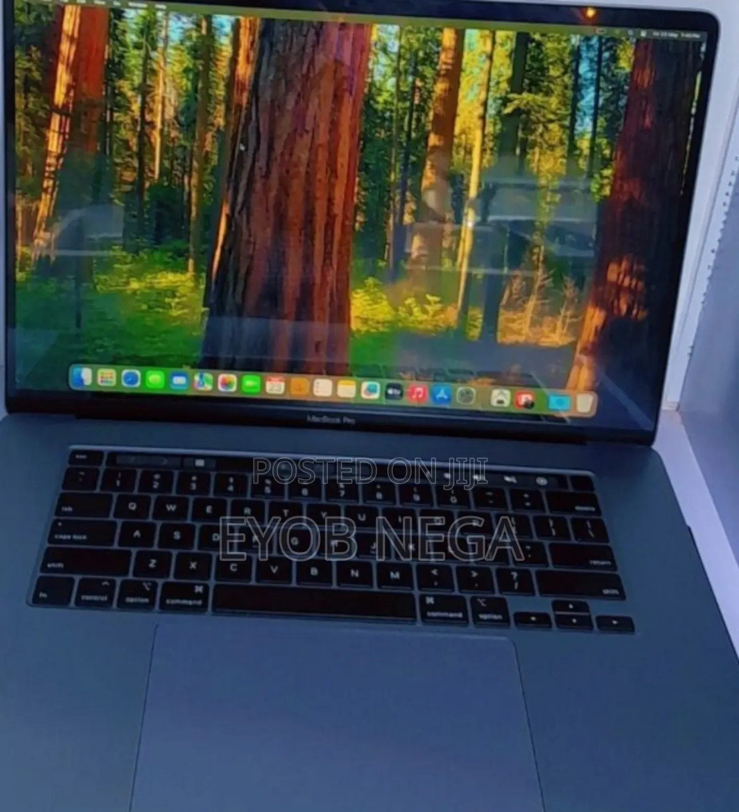 New Laptop Apple MacBook Pro 2019 16GB Intel Core i9 SSD 512GB