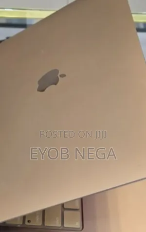 New Laptop Apple MacBook Air 2020 M1 8GB Apple M1 SSD 256GB