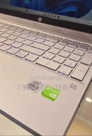 Photo - New Laptop HP Pavilion 13 8GB Intel Core I5 SSD 512GB