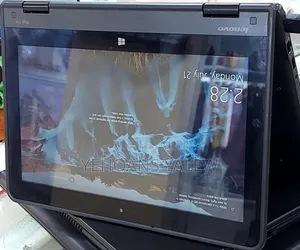 Photo - New Laptop Lenovo Yoga 11e 4GB SSD 500GB