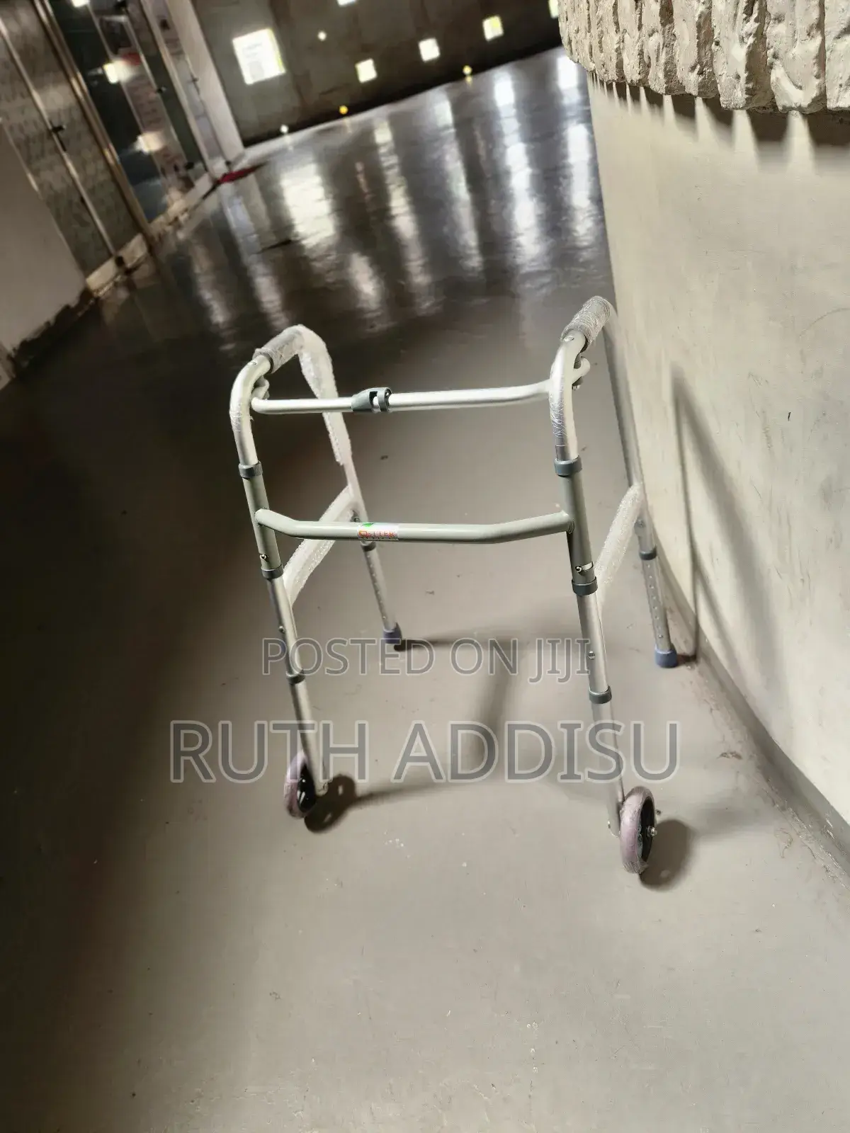 Foldable Walker直到medical Walker妹仔medical Walker朱槿walker New