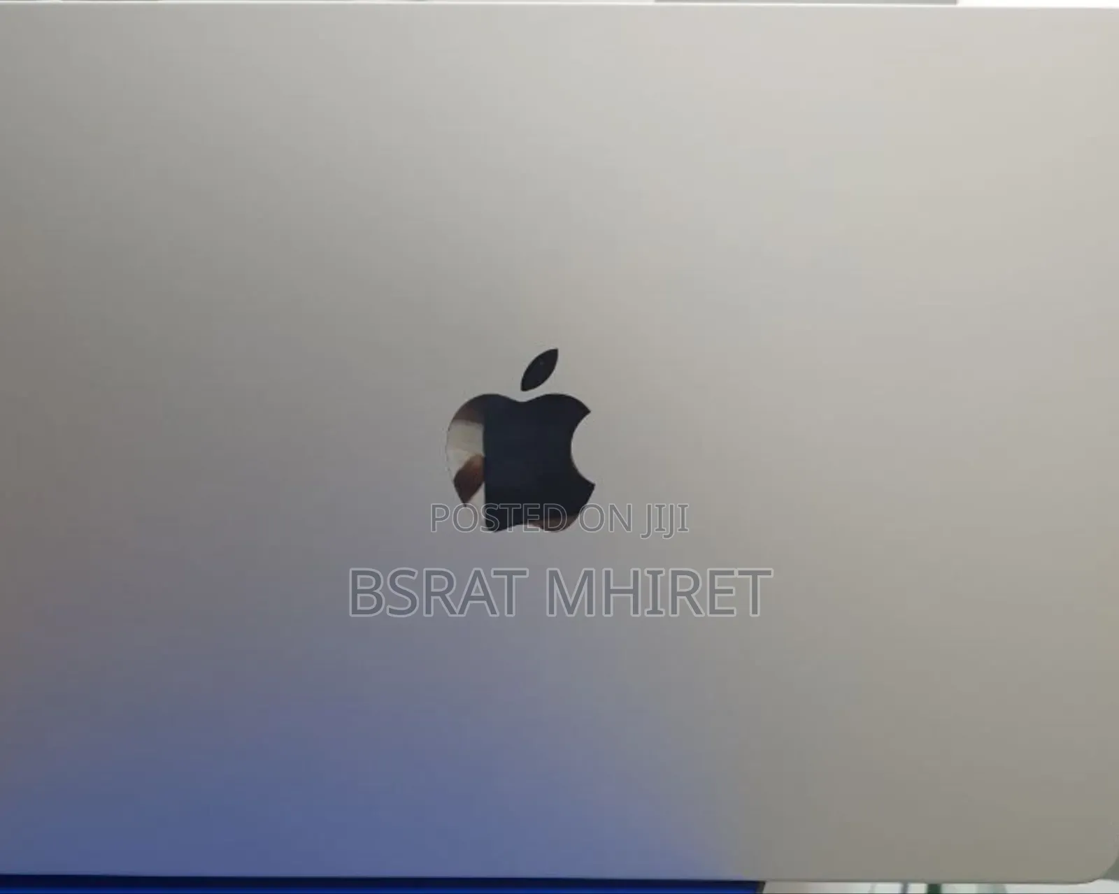 New Laptop Apple MacBook Air 2024 M3 13-Inch 16GB Apple M3 SSD 512GB