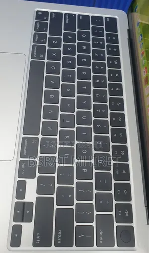 New Laptop Apple MacBook Air 2024 M3 13-Inch 16GB Apple M3 SSD 512GB