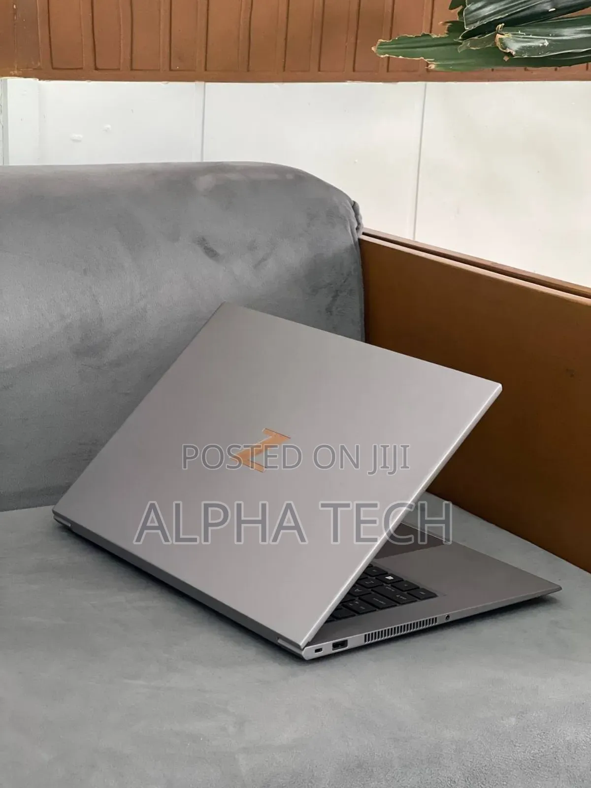 New Laptop HP Zbook Studio G7 16GB Intel Core I7 SSD 512GB