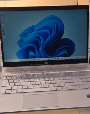 New Laptop HP Pavilion 15 8GB Intel Core I5 SSD 512GB