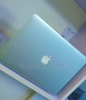 New Laptop Apple MacBook Air 2017 8GB Intel Core I5 SSD 128GB