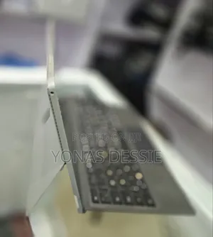 New Laptop Microsoft Surface Pro 6 8GB Intel Core I7 SSD 256GB