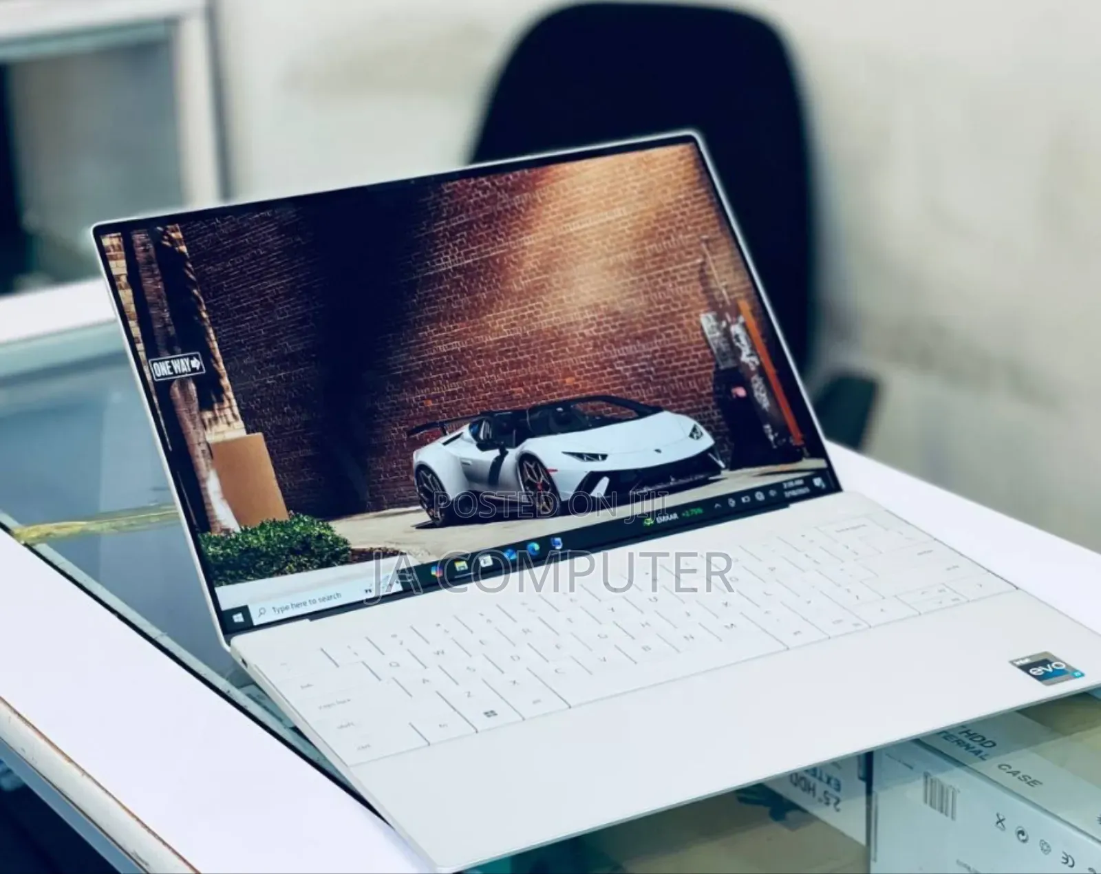 New Laptop Dell XPS 15 16GB Intel Core I7 SSD 512GB