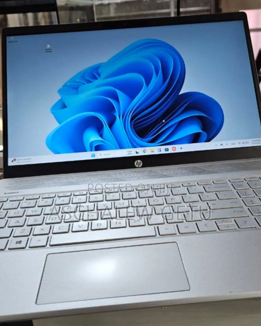 New Laptop HP Pavilion 15 8GB AMD Ryzen 3 SSD 512GB