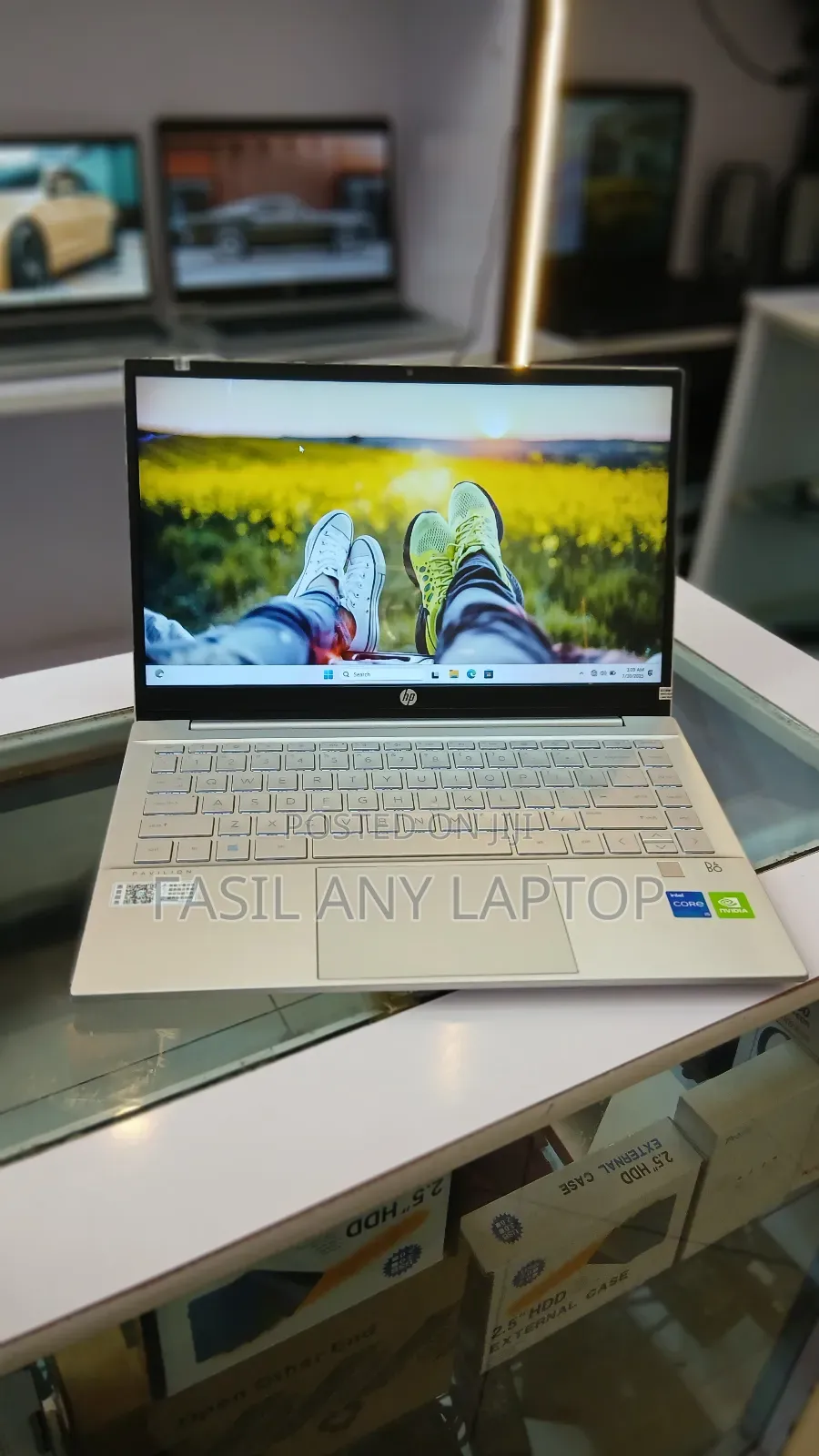 New Laptop HP Pavilion 14 2GB Intel Core I5 SSD 1T