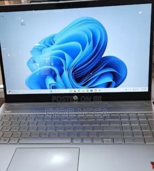 New Laptop HP Pavilion 15 8GB AMD Ryzen 3 SSD 256GB