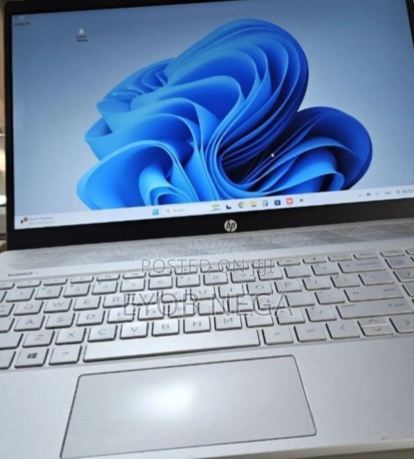 New Laptop HP Pavilion 15 8GB AMD Ryzen 3 SSD 256GB