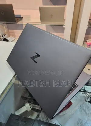 New Laptop HP ZBook Power G9 I7 32GB Intel Core I7 SSD 1T