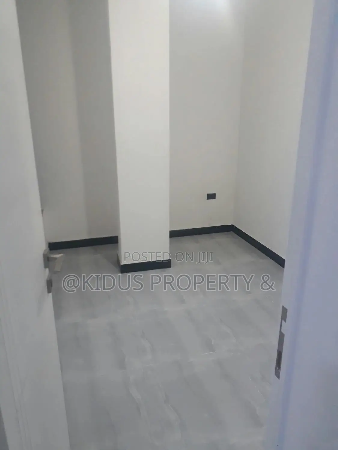 1bdrm Apartment in Naswe Realstate, Nifas Silk-Lafto for rent