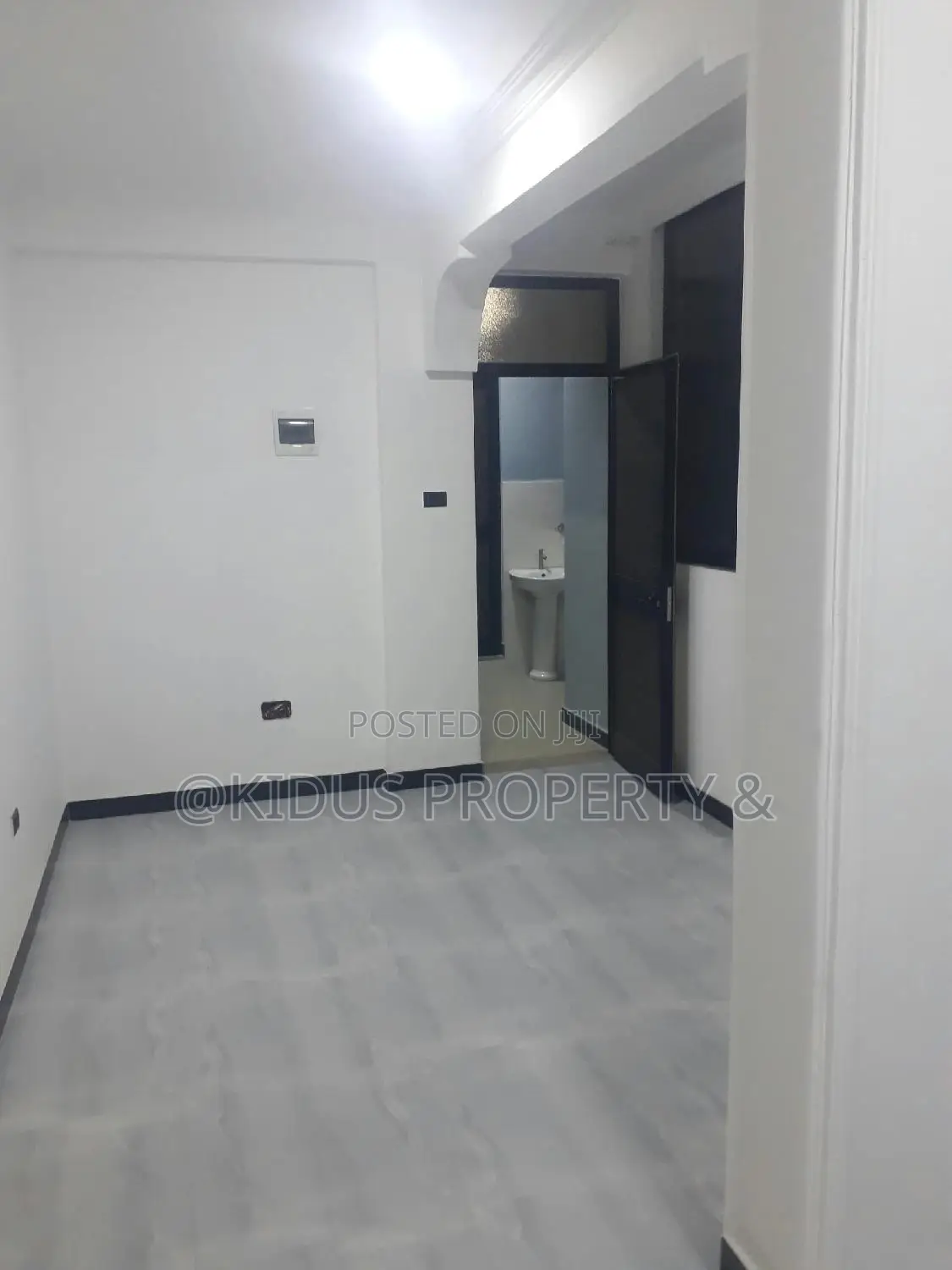 1bdrm Apartment in Naswe Realstate, Nifas Silk-Lafto for rent