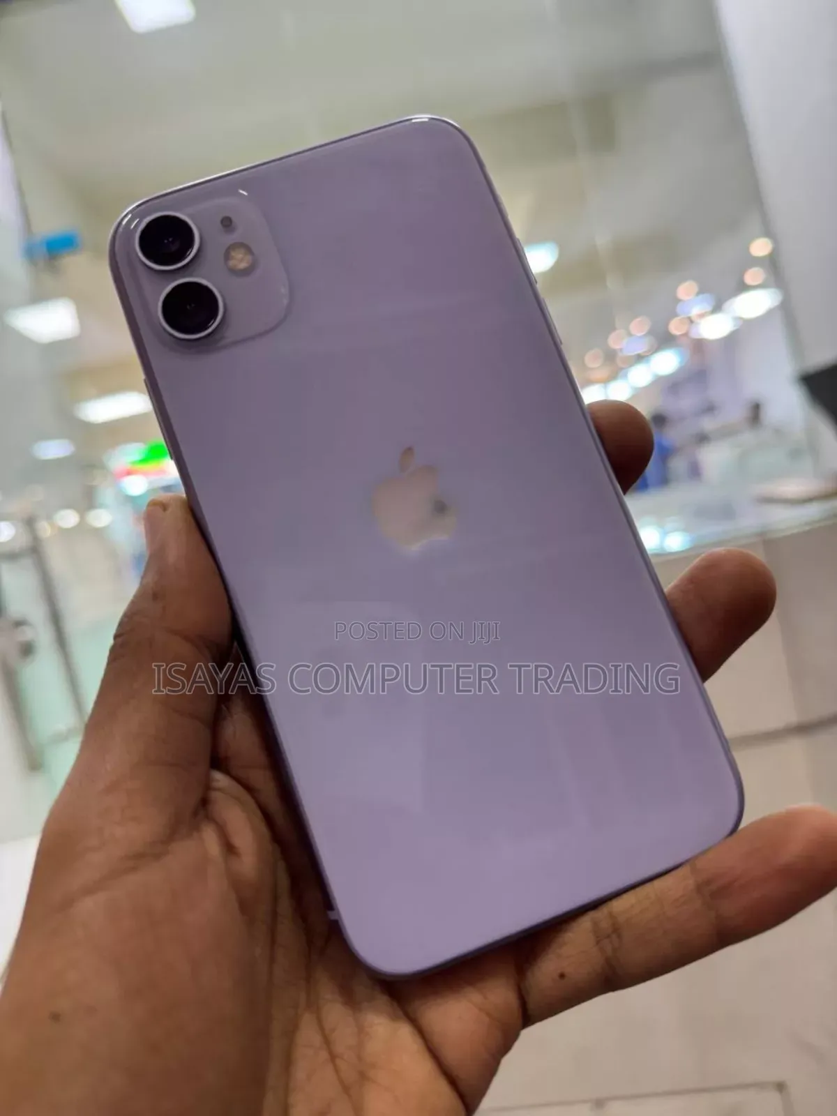 New Apple iPhone 11 128 GB Silver