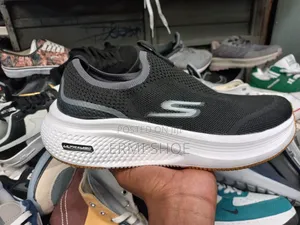 Ultra Skechers