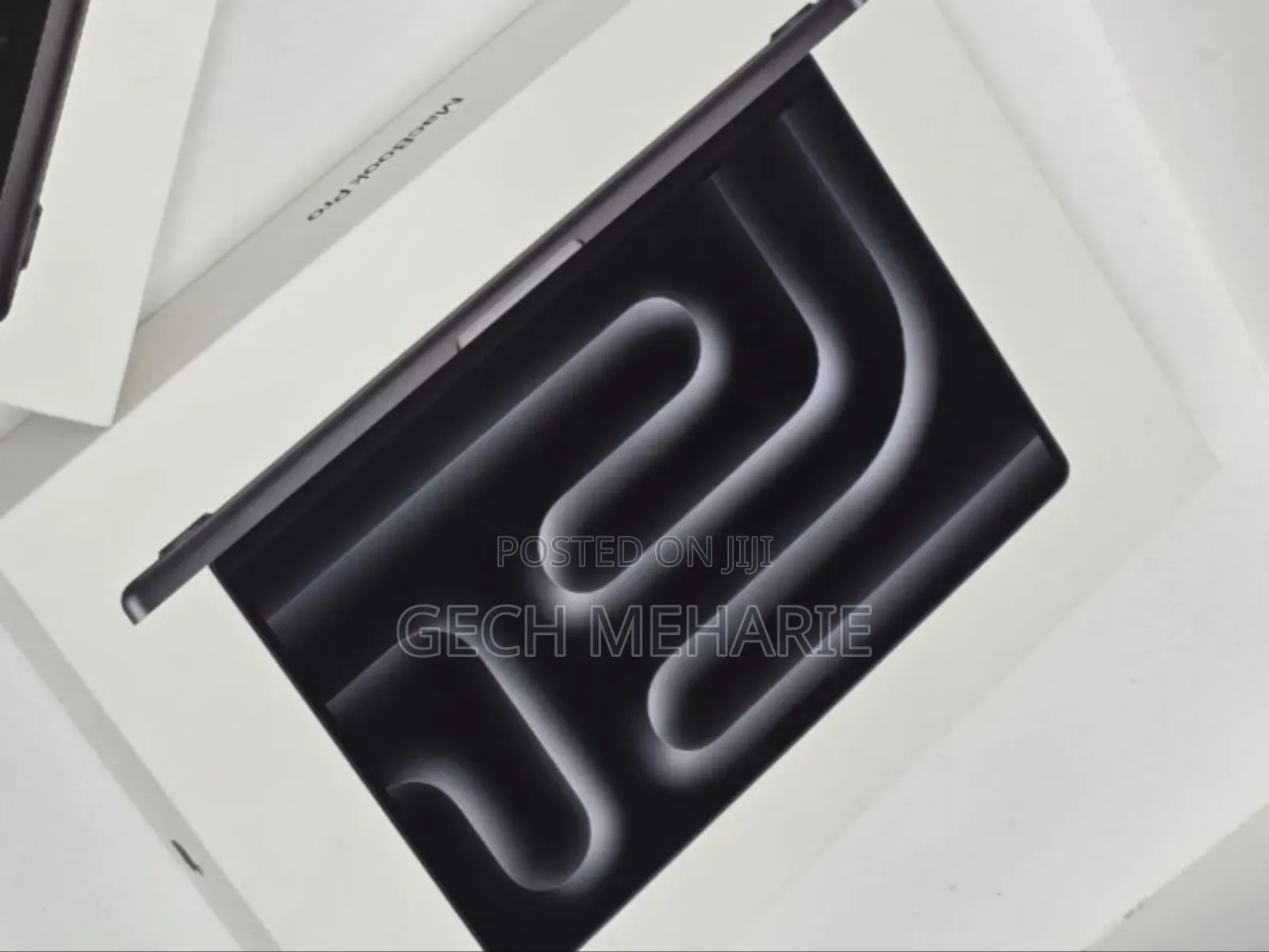 New Laptop Apple MacBook Pro 2024 M4 14-Inch 18GB Apple M4 Pro SSD 1T