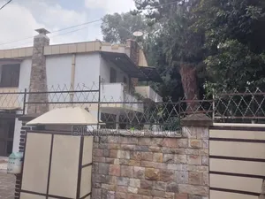 Furnished 4bdrm Villa in Bole for rent