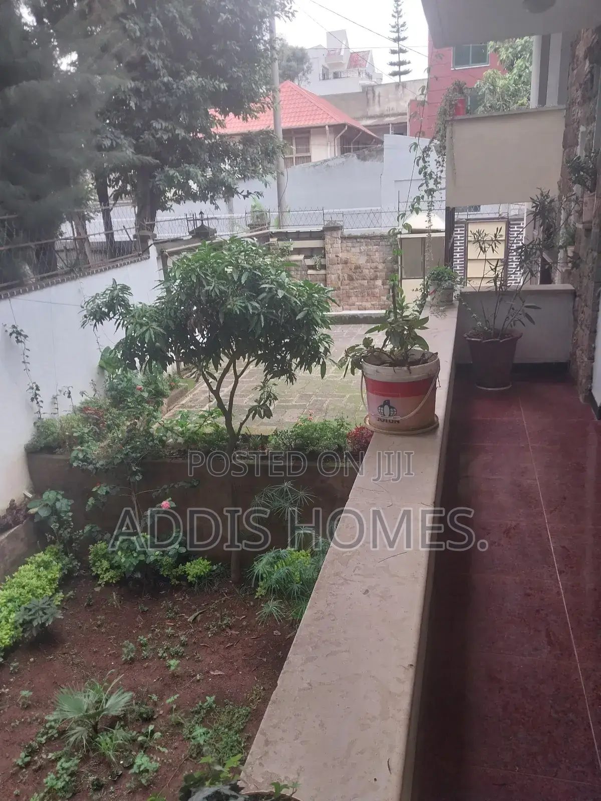 Furnished 4bdrm Villa in Bole for rent