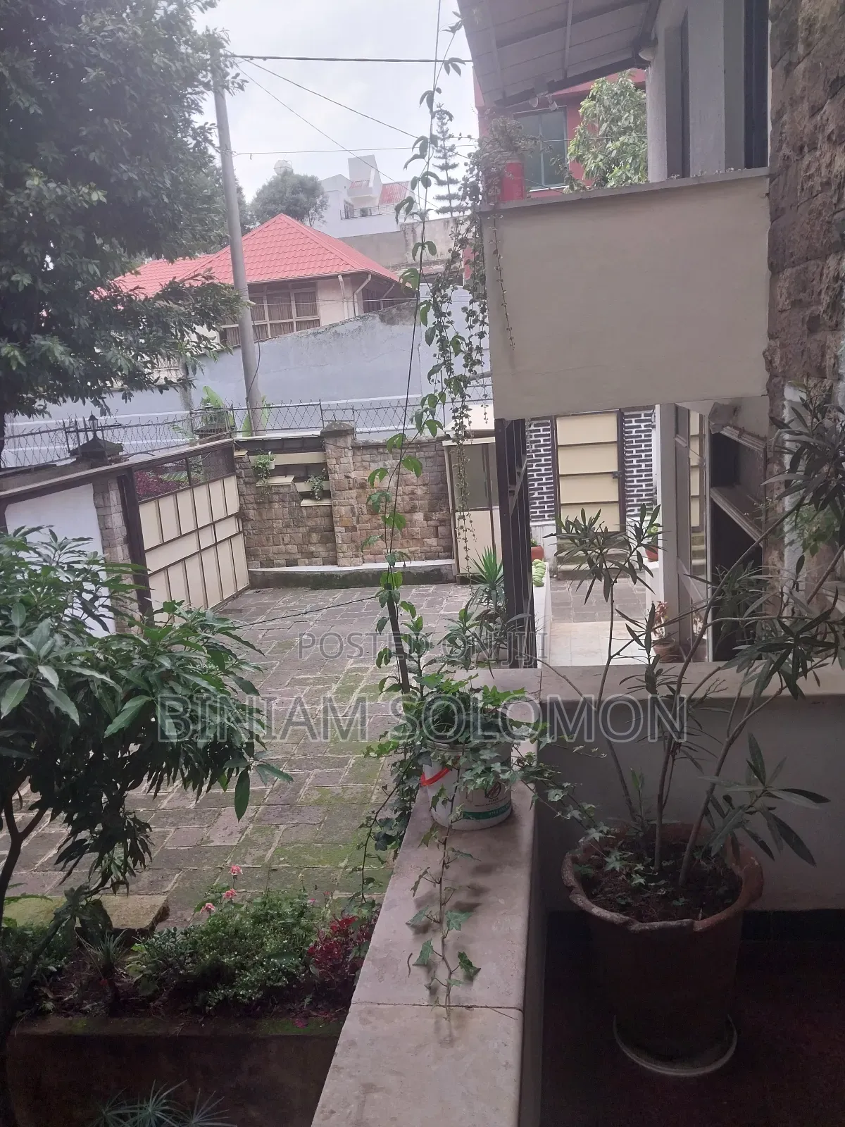 Furnished 4bdrm Villa in Bole for rent